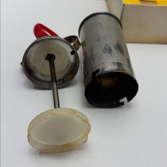 Vintage 1955 Tala cake decorating / icing piping set and booklet - Picture 2 of 15